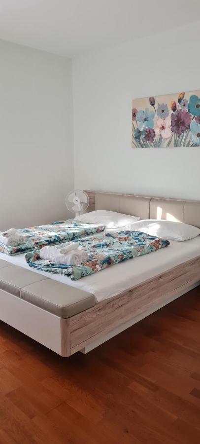 Ankin Dvor Villa Galovac  ภายนอก รูปภาพ