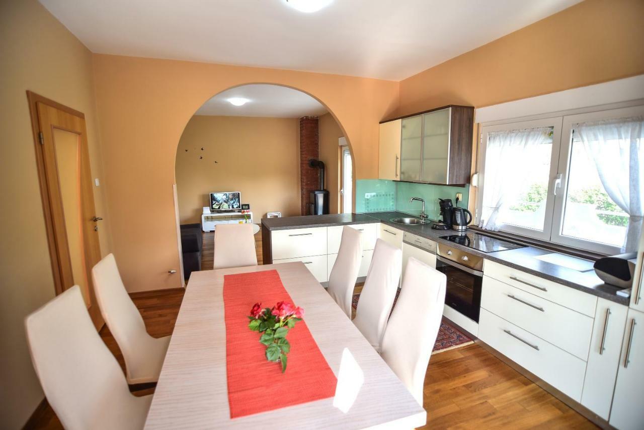 Ankin Dvor Villa Galovac  ภายนอก รูปภาพ